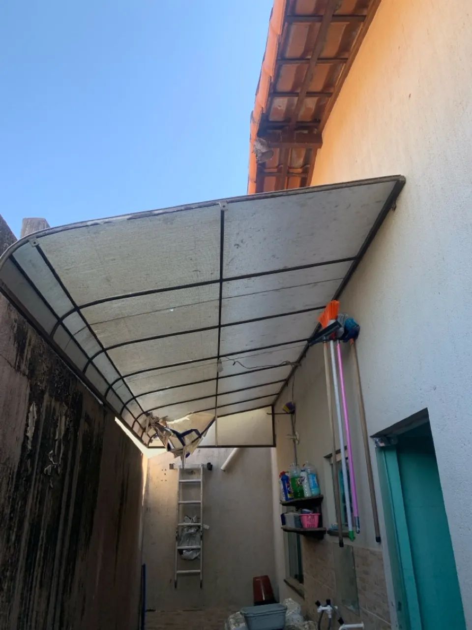 Estrutura para toldo