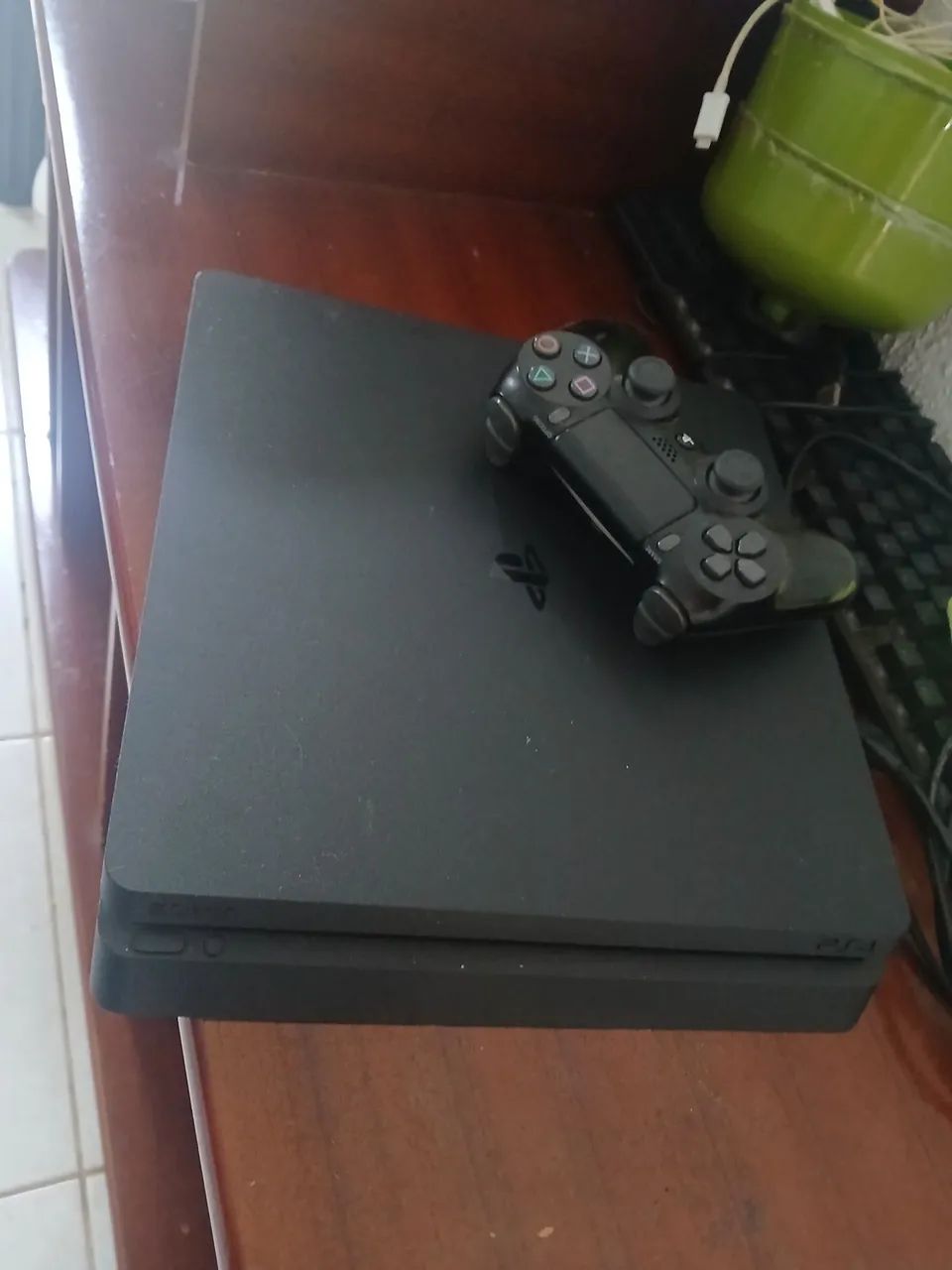 Ps4 slim 1tb