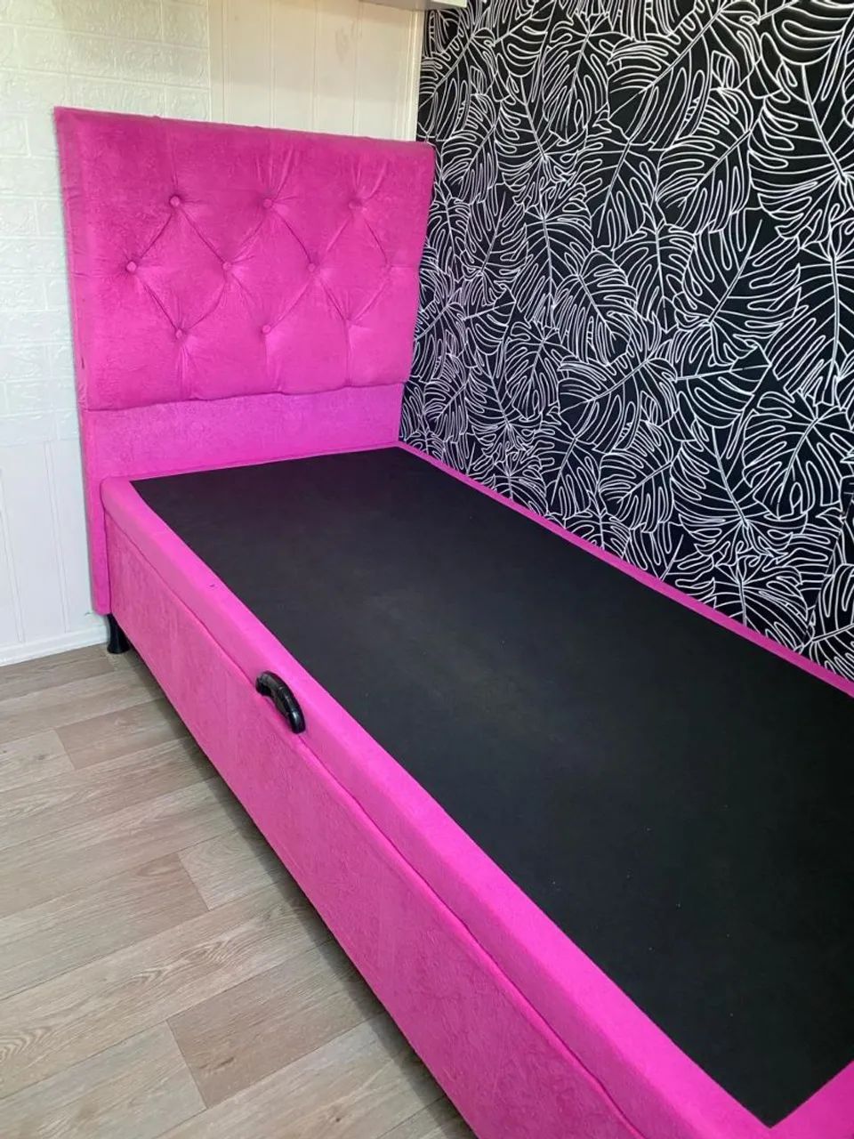 Cama Box  Pink com Baú, parcelamos no cartão  com taxas  por conta do comprador.  - Foto 2