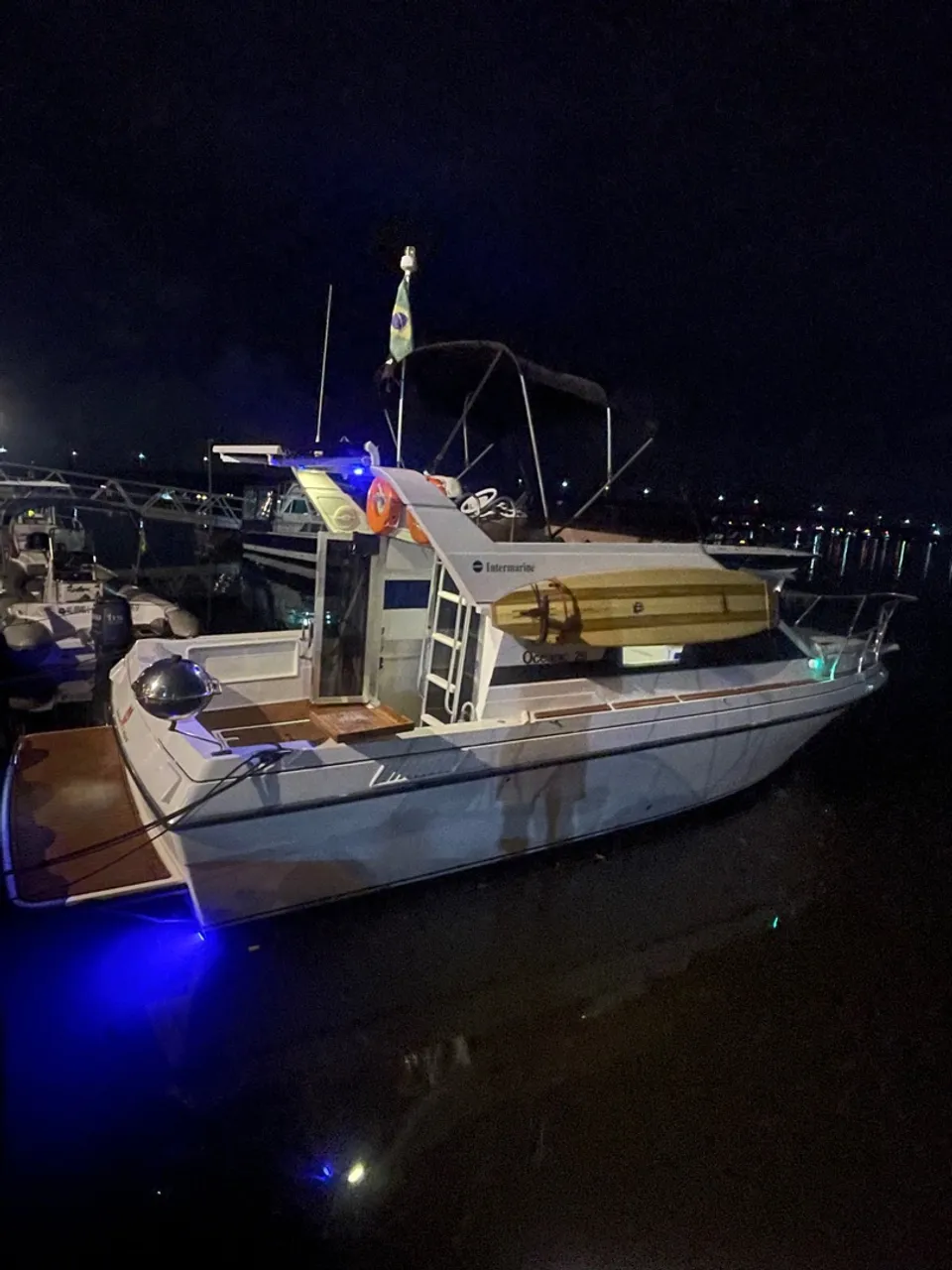 Lancha Intermarine Oceanic 26 FlyBridge
