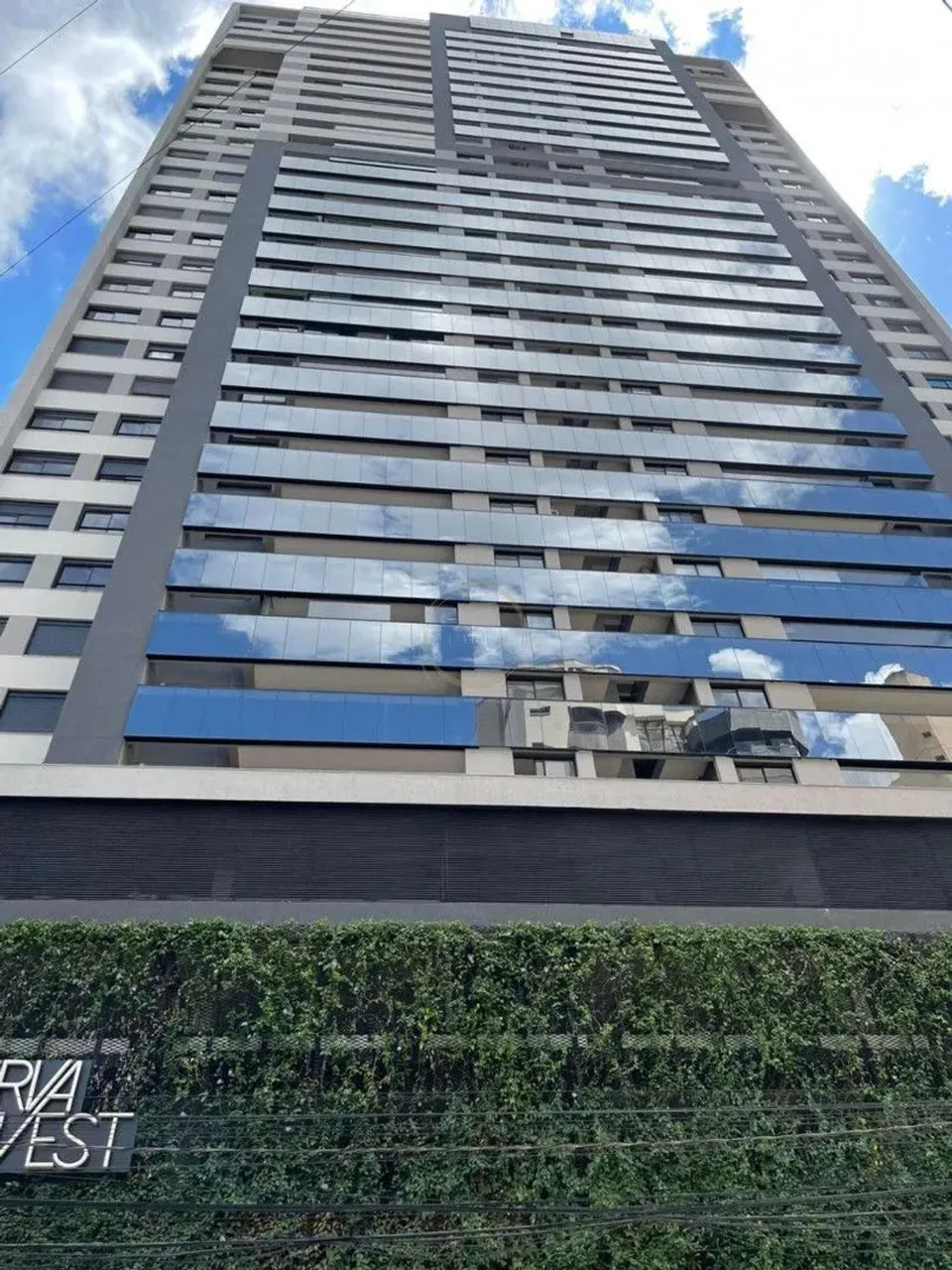 Setor Oeste apartamento 3 suítes