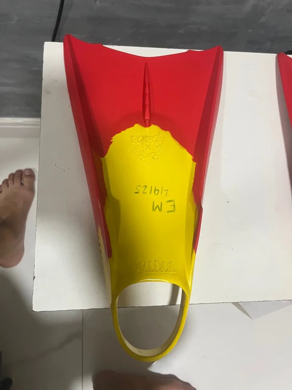 Pé de pato tritão, tamanho L - Foto 3