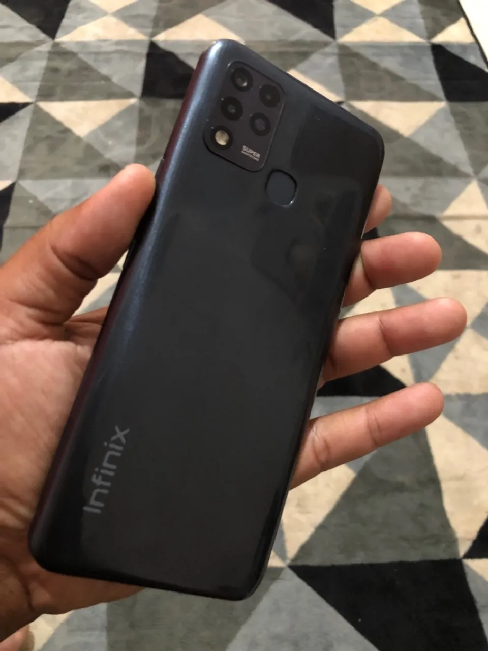 Infinix hot 11 celular tá zerado