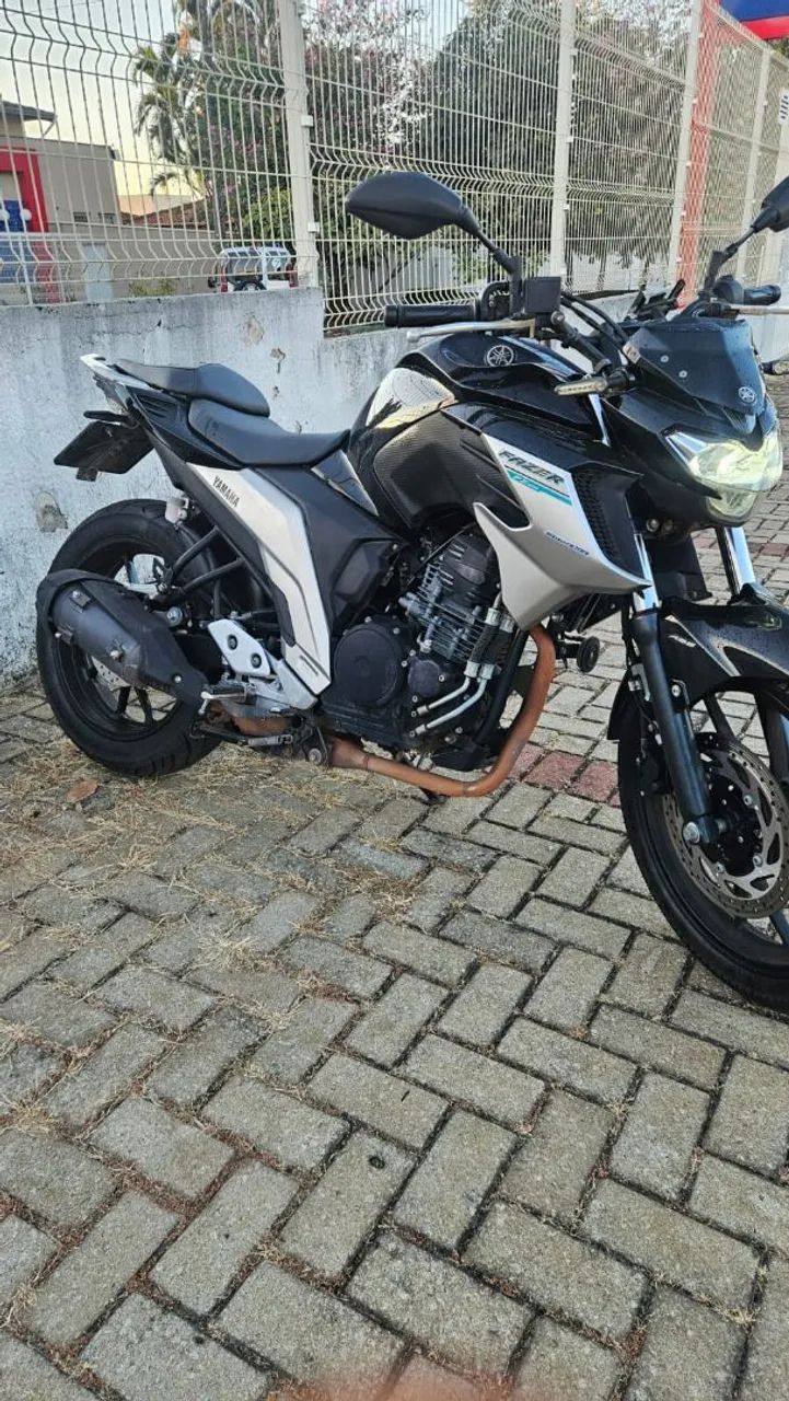 Vende_se ou troca em Uma 160 cilindradas  - Foto 4
