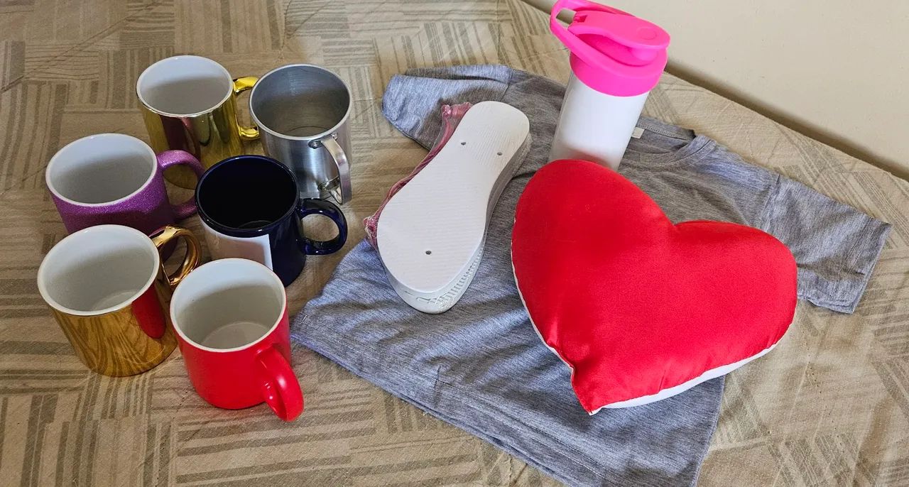 Kit para sublimação com canecas e outros itens