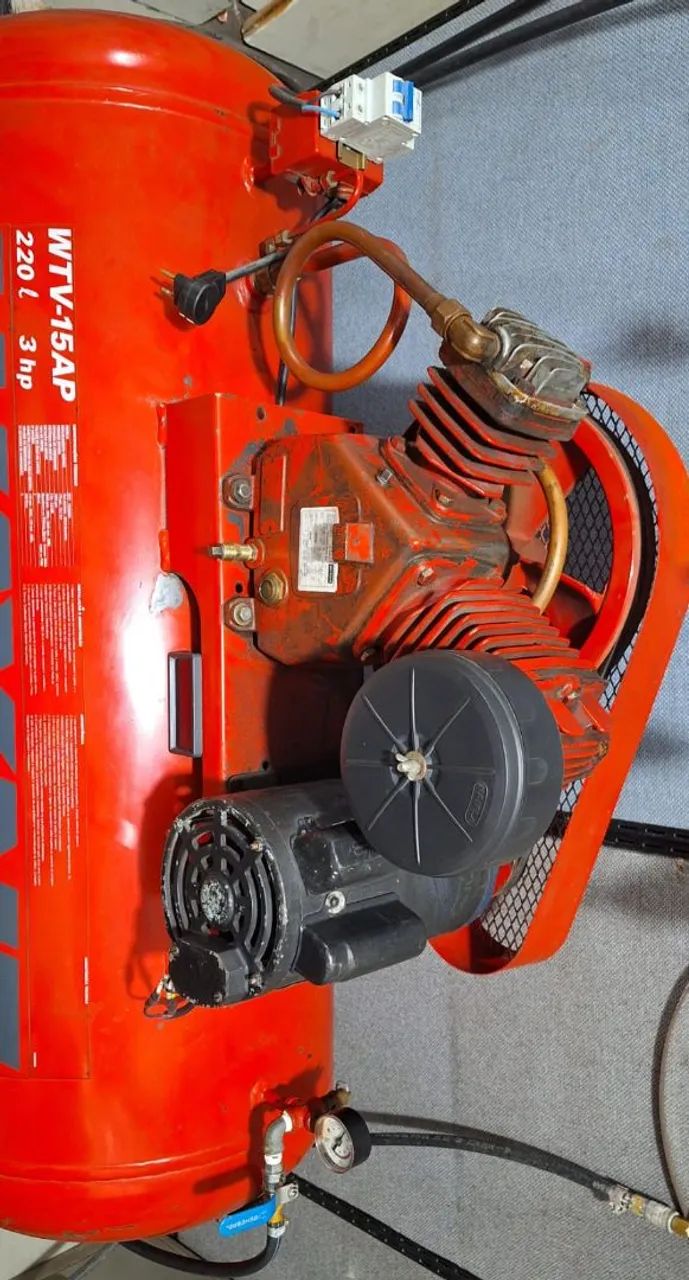 Compressor de ar wayne  220 litros - Foto 4