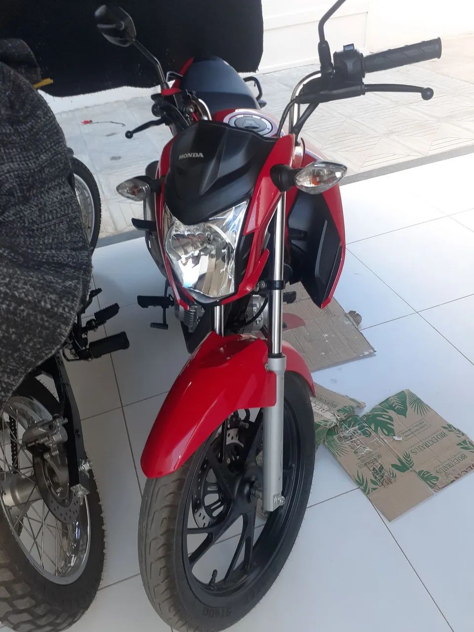 Vende-se Esta moto Fan 160 2024 - Foto 3