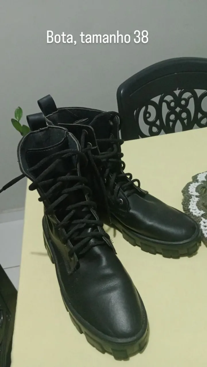 Bota Preta Tamanho 38