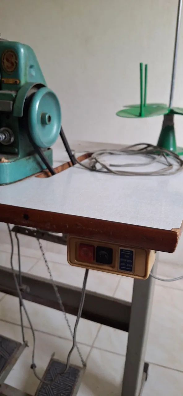 Máquina overlock 64316687301635123