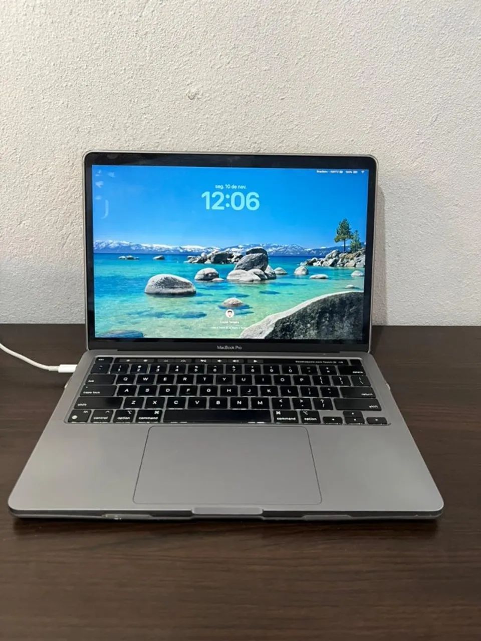 macbook pro 13 2020
