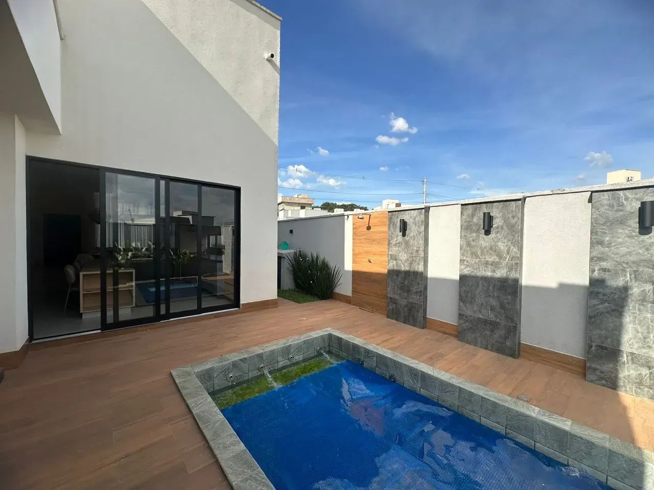 Casa com piscina mobiliada 153 metros quadrados com 3 quartos - Foto 4
