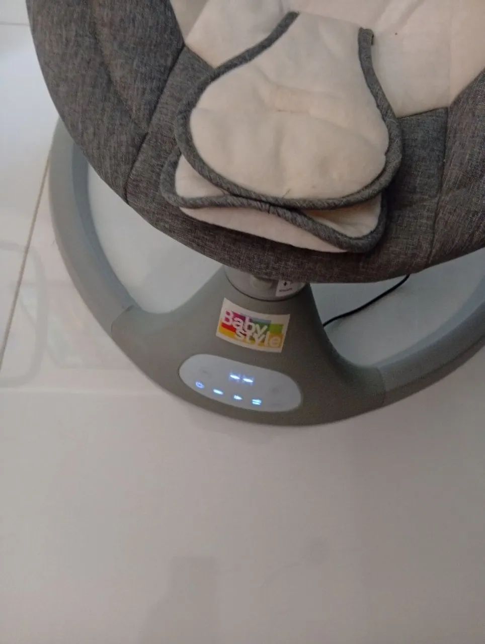 Cadeira de balanço automática para bebês  - Foto 4