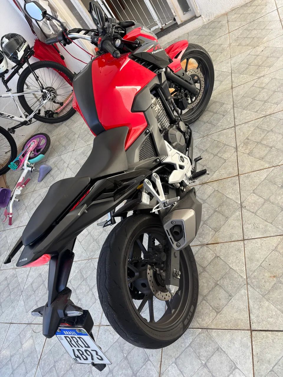 Honda CB 300F 2023 Baixa KM - Foto 4