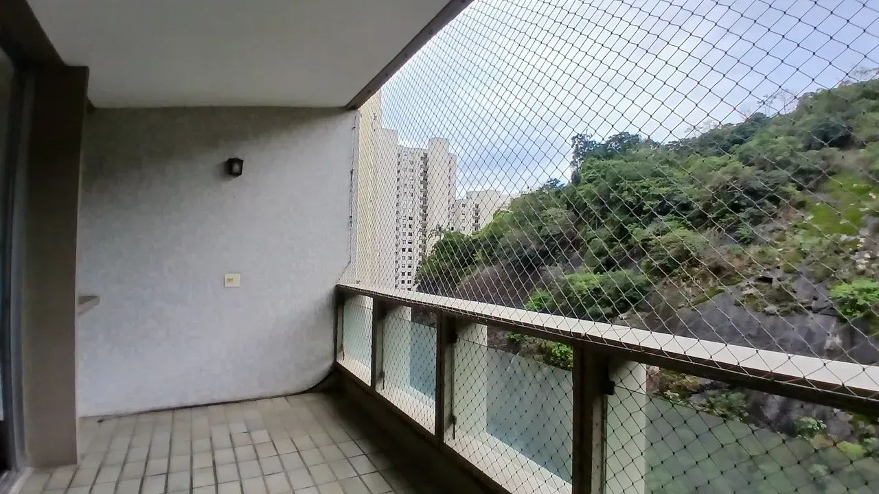 Flamengo | Apartamento com Varanda | 2 Quartos (1 Suíte) | 131m²