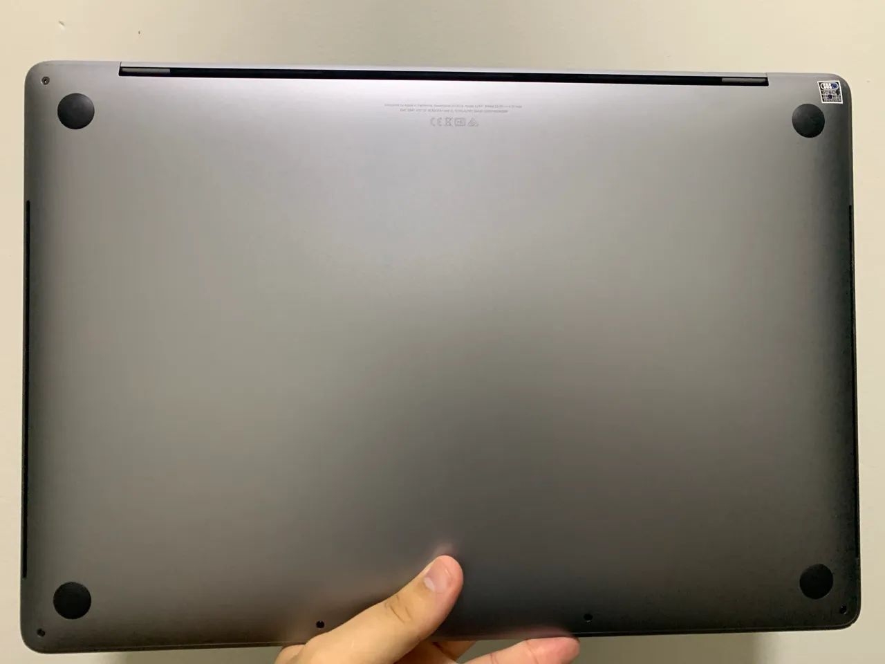 MacBook Pro 2019/ Intel i9/ 32GB RAM/ 1TB SSD/ 16 polegadas - Foto 3