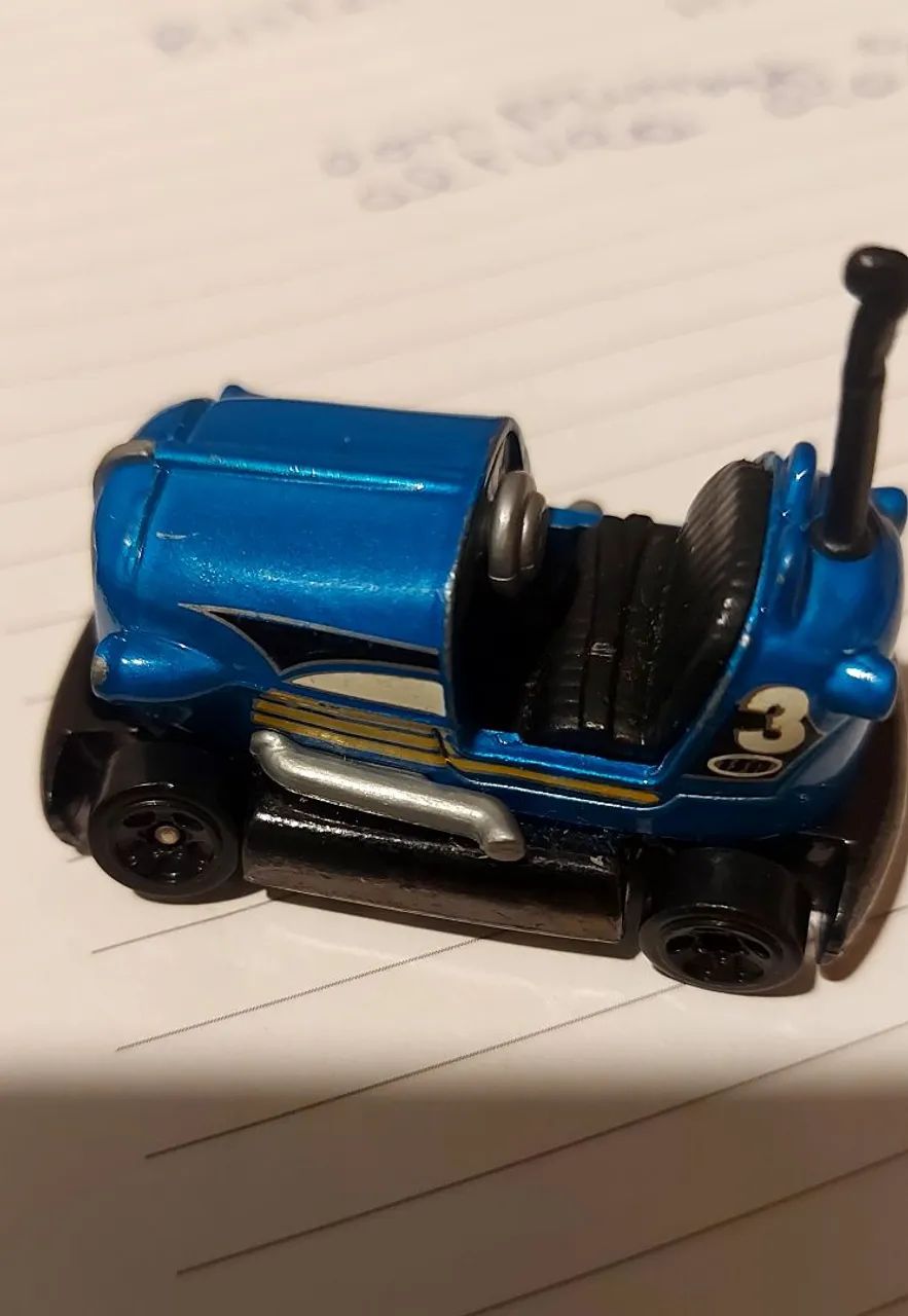  Hotwheels  Bate Bate, Four 1( 3 unidades) - Foto 3