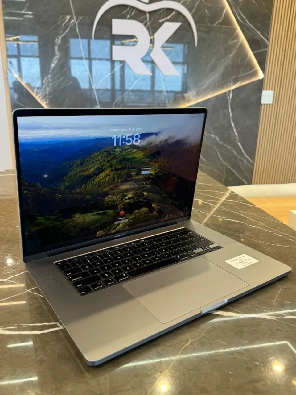 MacBook Pro 16インチ i7 16GB 500GB 箱・おまけ付 MacBook Pro 2019 16