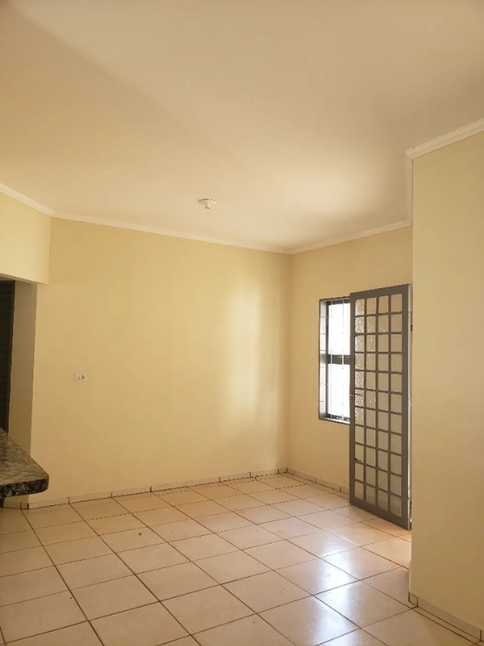 Casa 02 quartos no Jd. Flamboyant em Três Lagoas