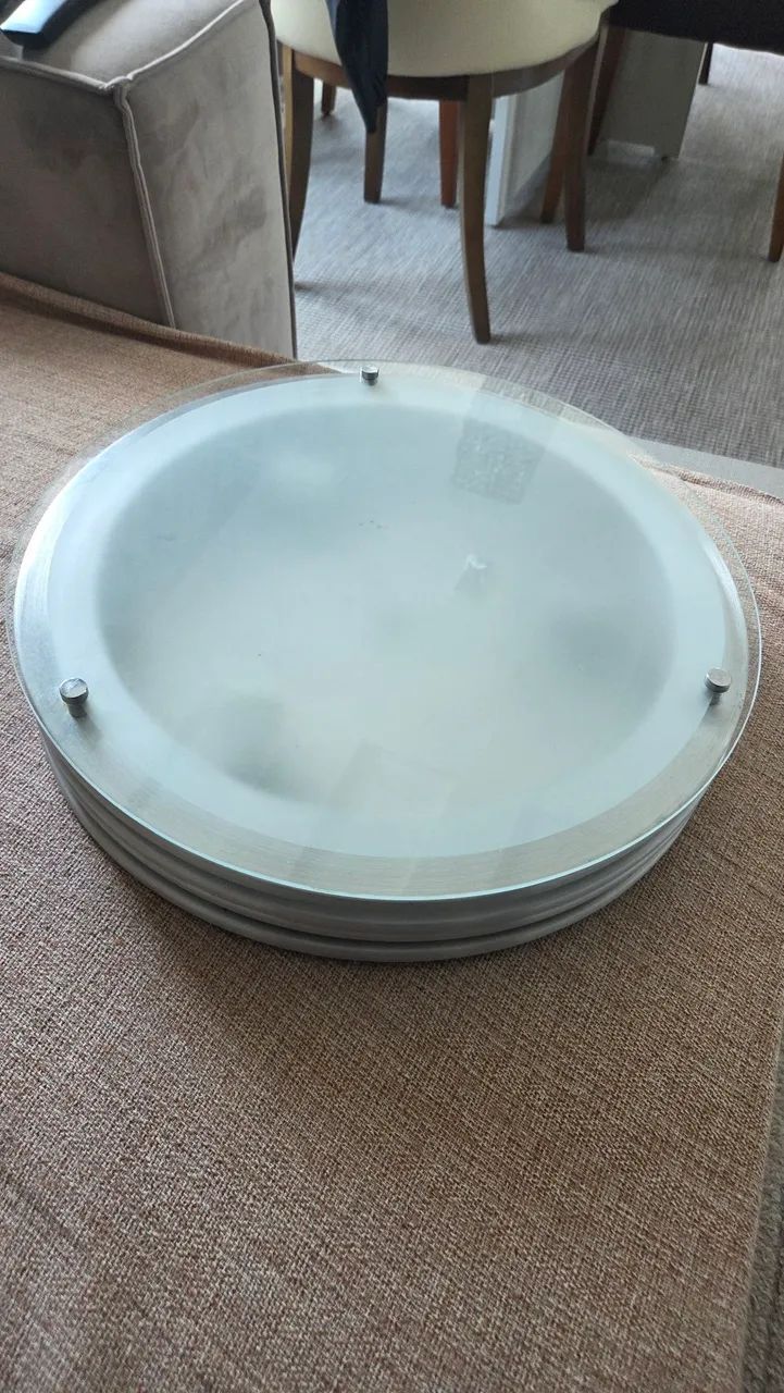Lustre alumínio e vidro jateado