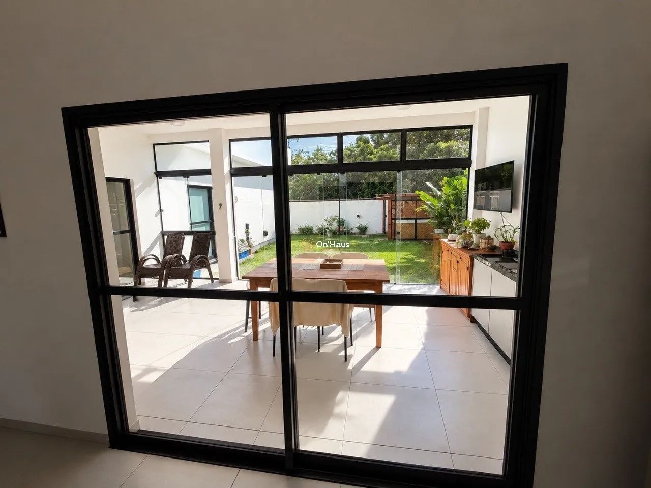 Casa à venda - 4 dormitórios - 1 suíte com 180m2 - Campeche - Foto 5