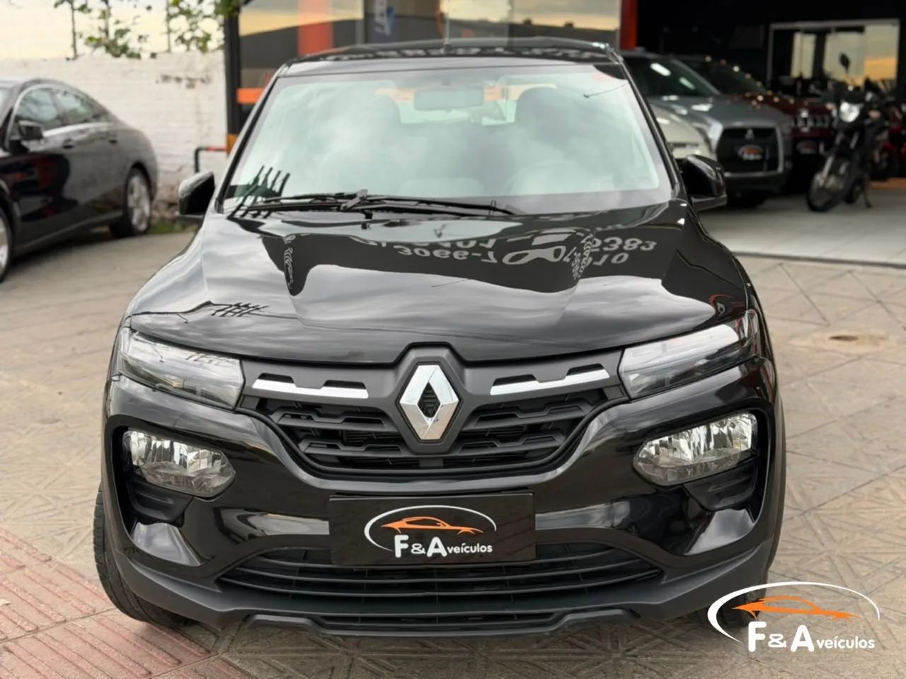 Renault Kwid Intense 1.0 Flex 12V 5P Mec. 2026 - Foto 2