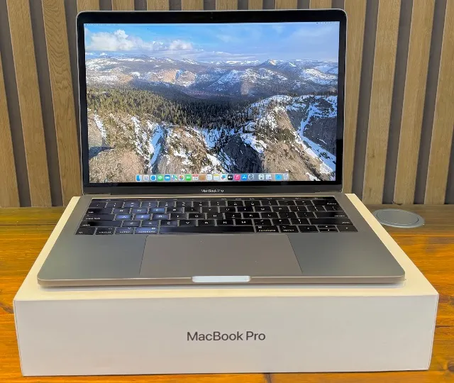MacBook Pro 13inch-2020 - Notebooks - Santa Cruz, Valinhos MacBook Pro 13inch-2020 - Notebooks - Santa Cruz, Valinhos
