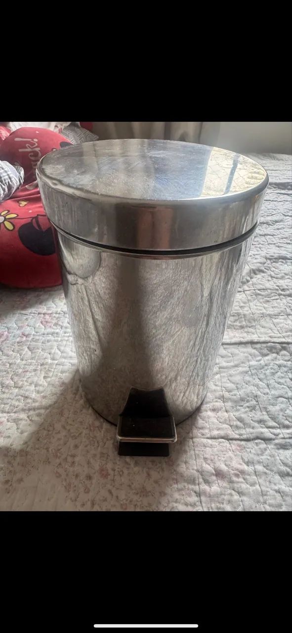 Lixeira inox 