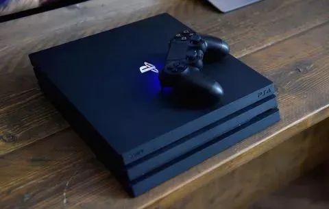 Playstation 4 PRO 