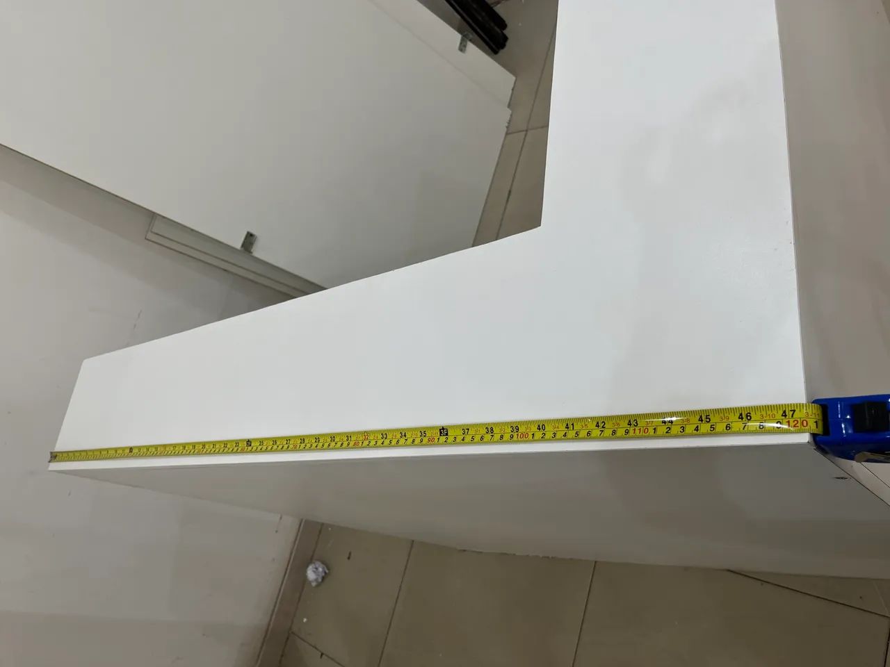Balcão caixa em L