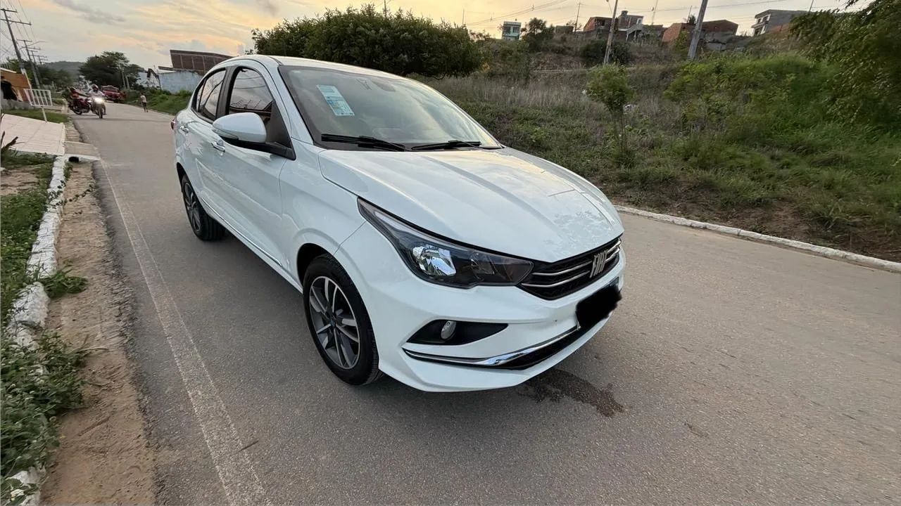 Fiat Cronos Precision 1.3 16V Flex Aut. 2025 - Foto 4