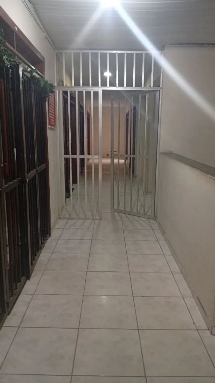 EXCELENTE GALERIA , 17 SALAS!!!!! - Foto 3