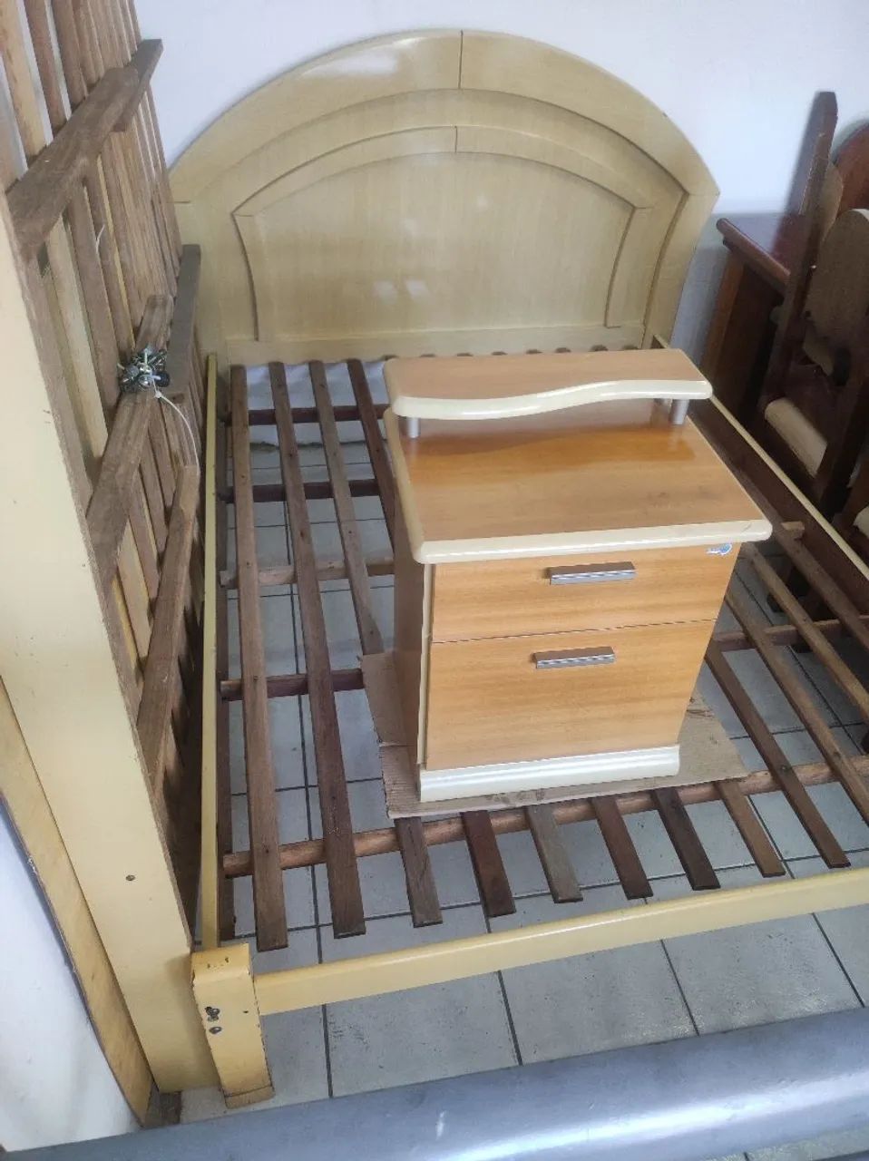 CAMA CASAL MOVELAR C/ UMA MESA DE CABECEIRA. - Foto 4