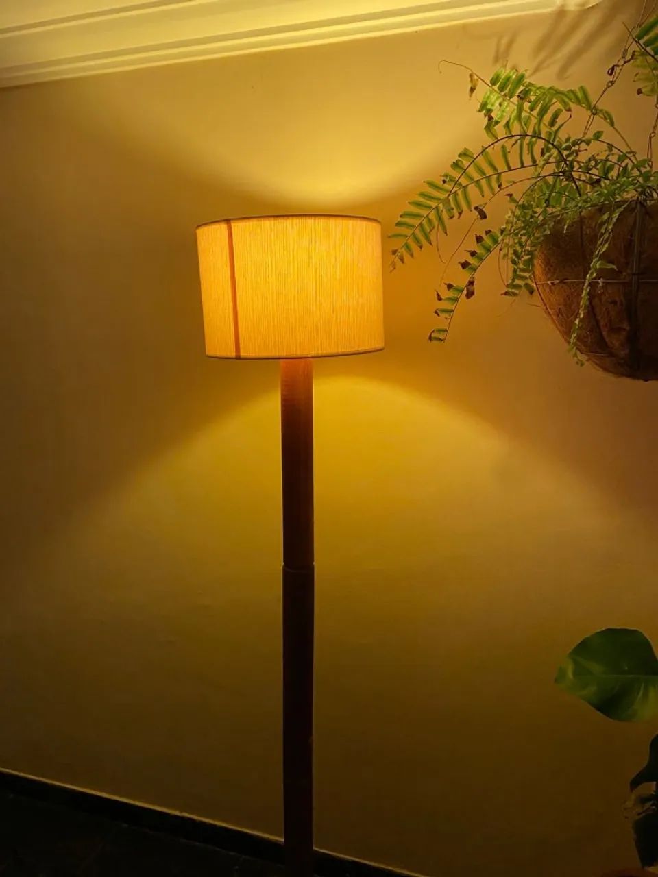 Luminária de chão