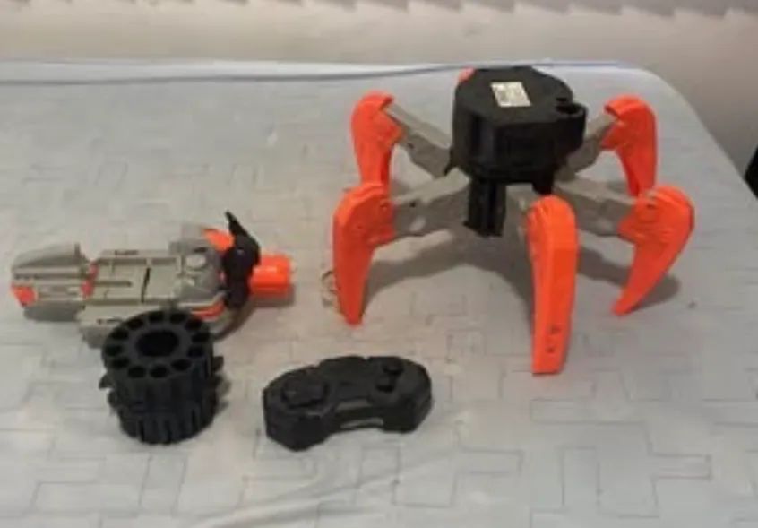Nerf Combat Creature Original - Excelente Estado/ Aceito proposta razoável.