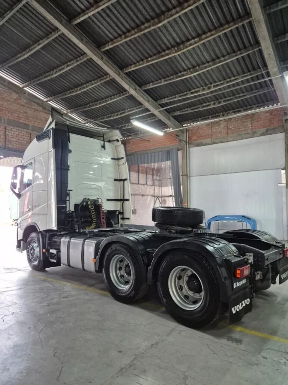 FH-540 GLOBETROTTER 6x4 (E5) 2021/2022  - Foto 4