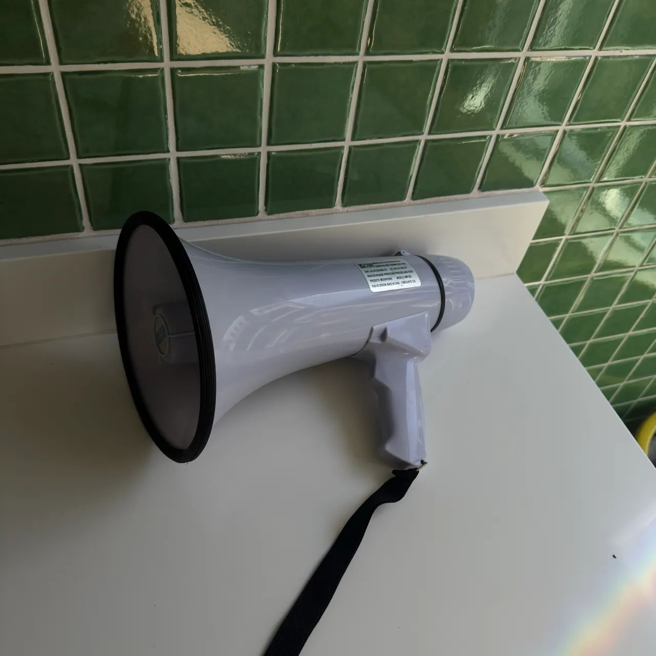 Megafone Profissional CSR HMP1503 20W Com Microfone E Sirene Alcance 700m - Foto 2