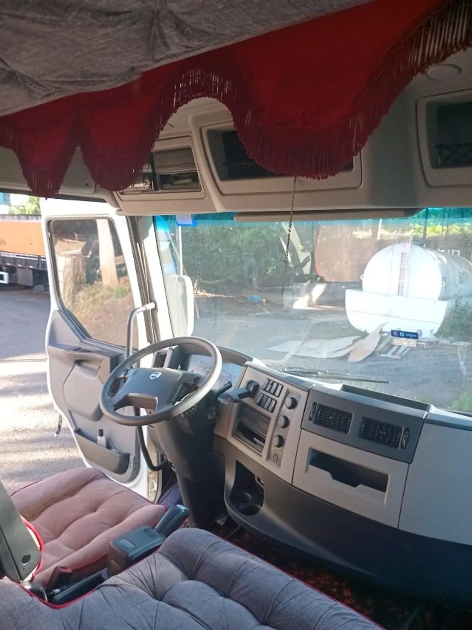 VOLVO VM 330 BI-TRUCK - Foto 11