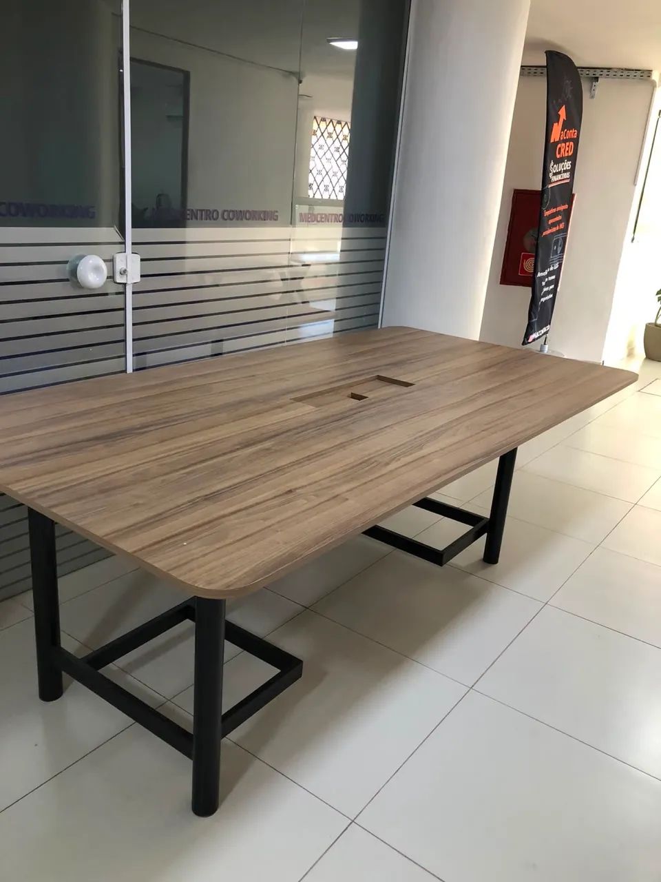 Mesa de Reunião  - Foto 5