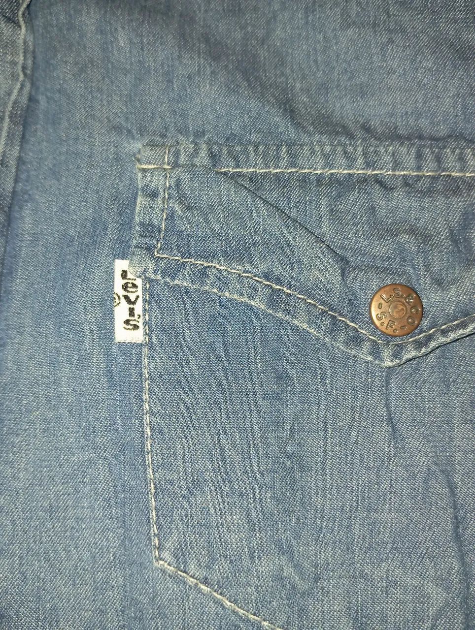 Camisa jeans da Levis  - Foto 2