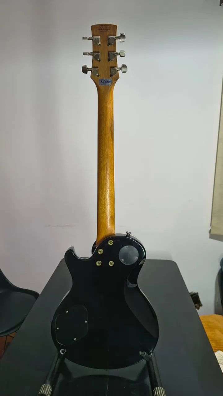 Guitarra Charvel DS3 - Foto 2