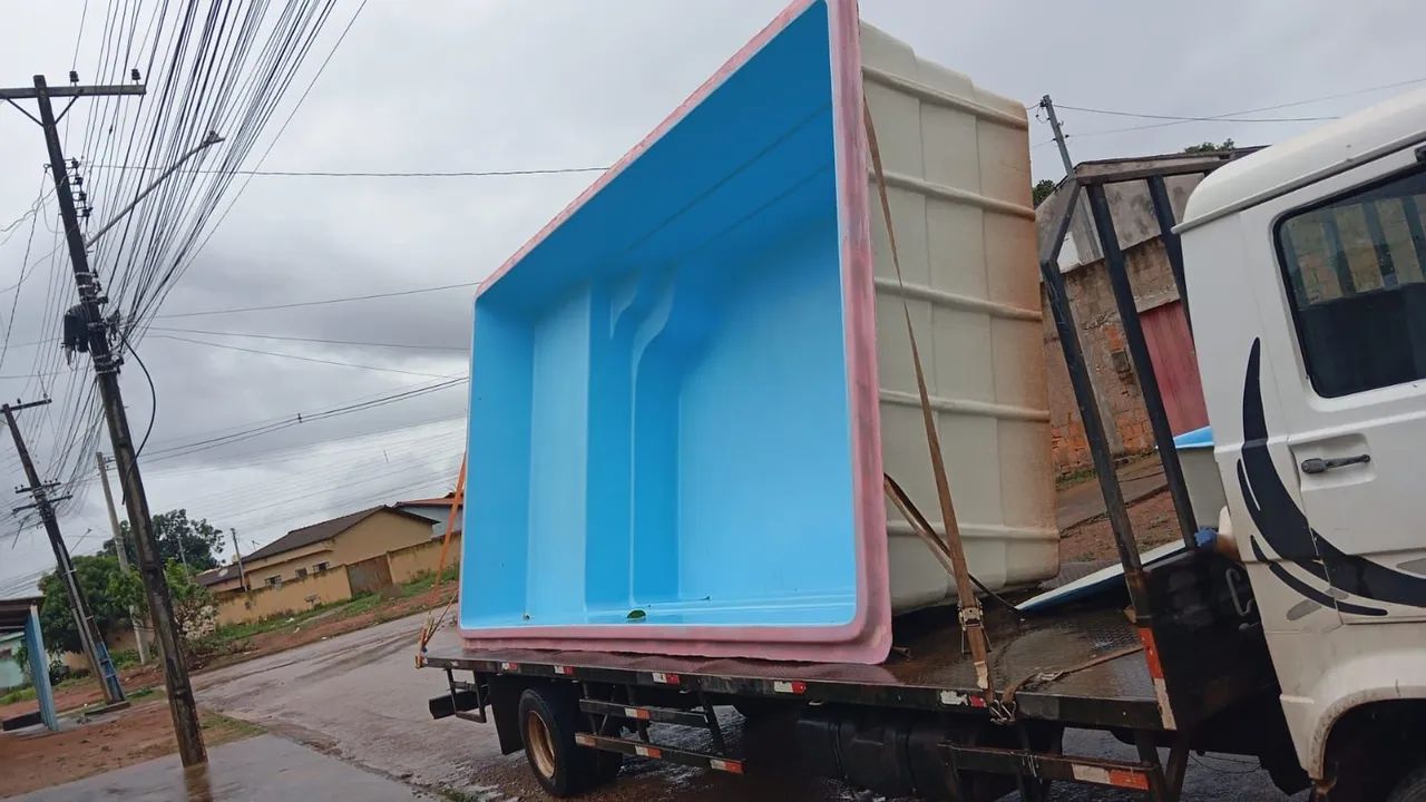 Piscina com 6 MTS instalada 