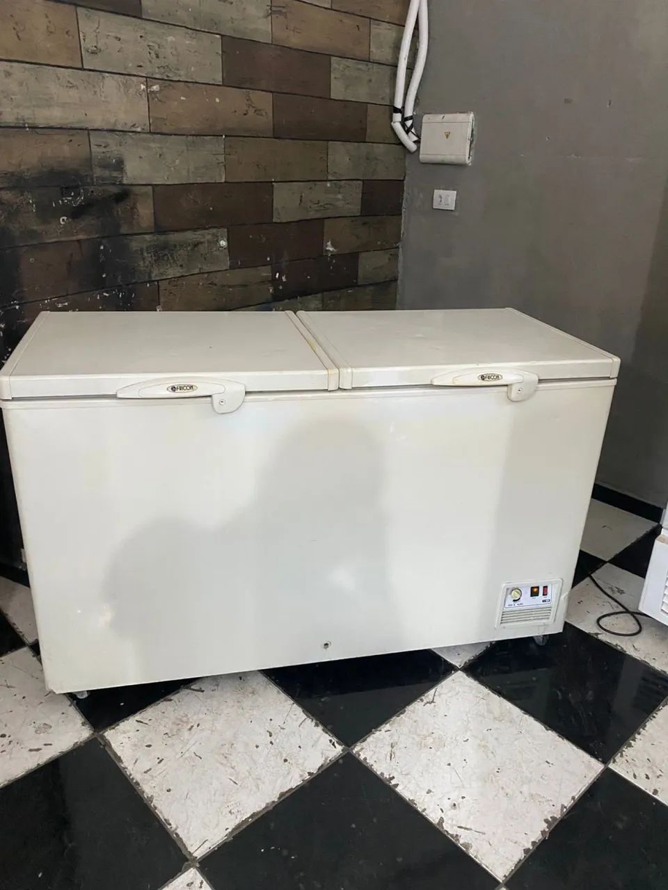 Freezer horizontal dupla função 110v entrega grátis  - Foto 3
