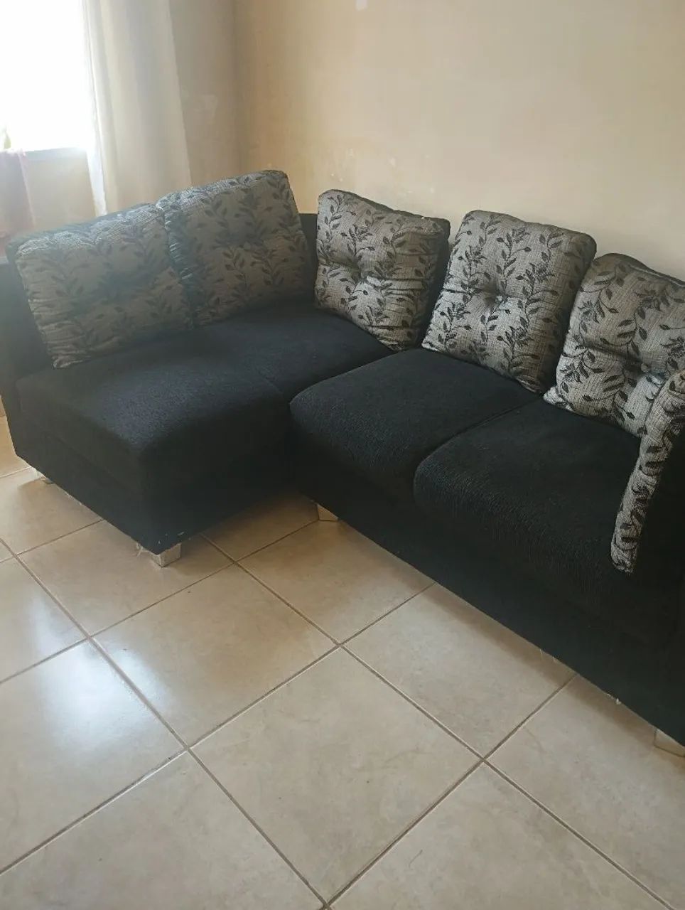 Sofá super conservado valor 500 - Foto 3