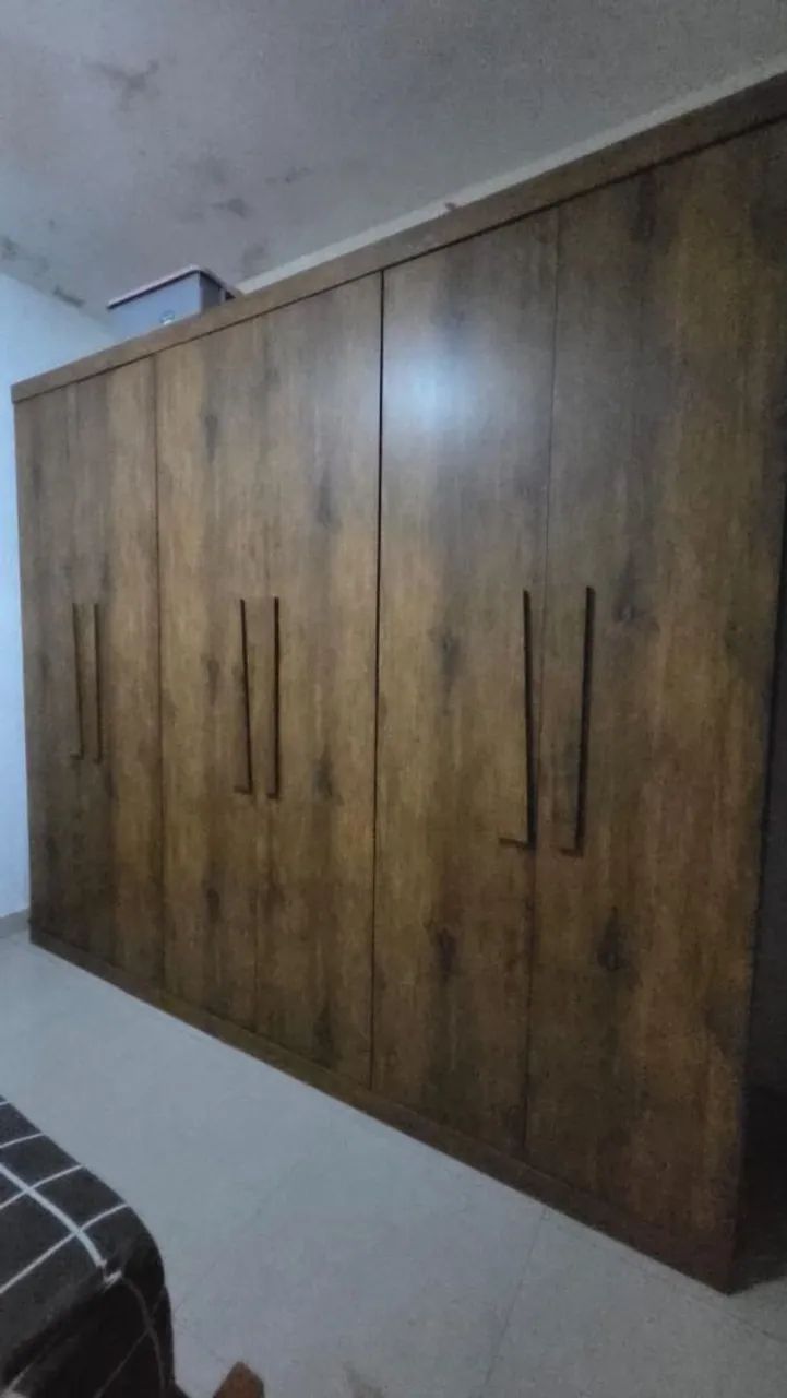 Vendo guarda-roupa de ótima qualidade