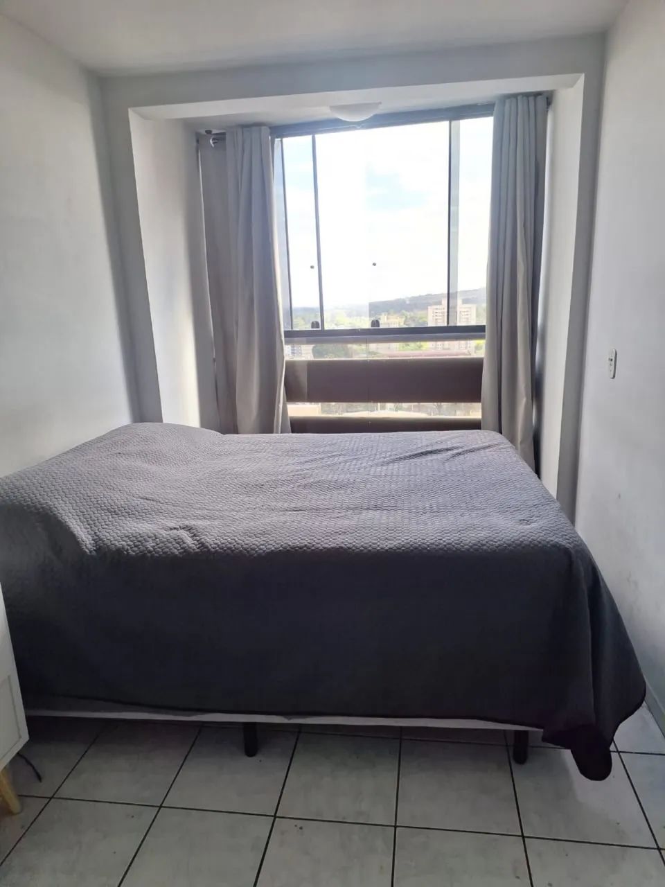 Apartamento grande ótima localização!! Direto com proprietário. - Foto 4