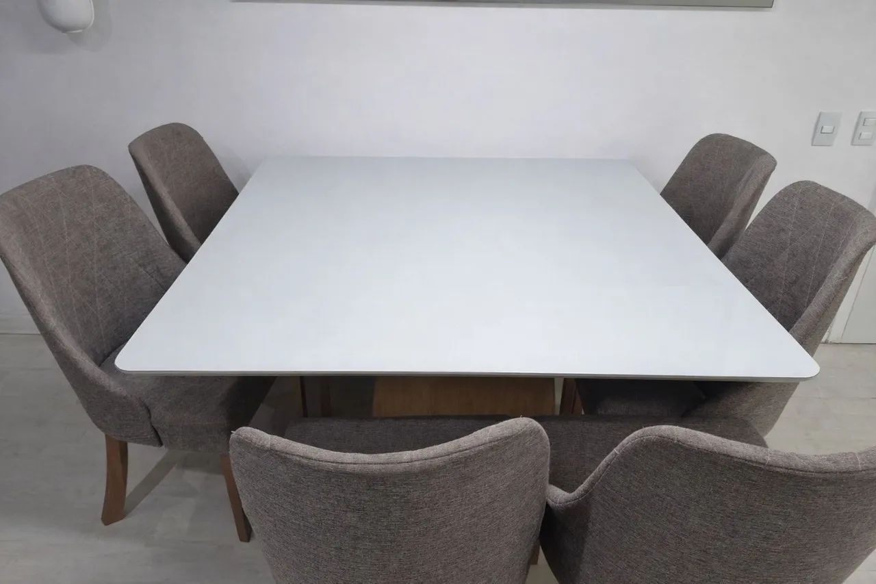 Conjunto mesa de jantar quadrada 1.35m + 6 cadeiras