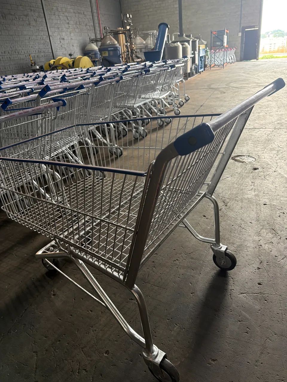Carrinho de Supermercado 200L Reforçado - Pronta Entrega - Foto 2