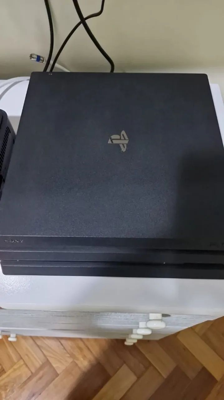 PlayStation 4 Pro 1T