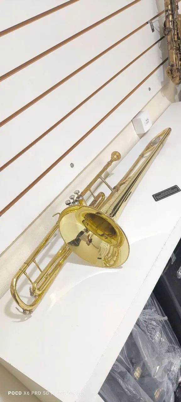 Trombone de pistos schieffer curto em dó - Foto 4