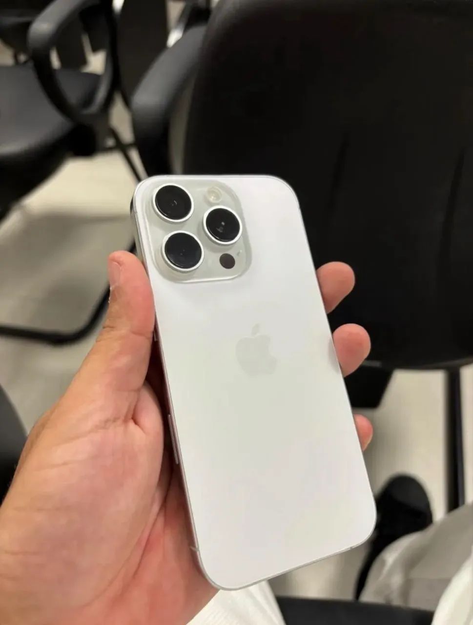 iPhone 16 pro  - Foto 2